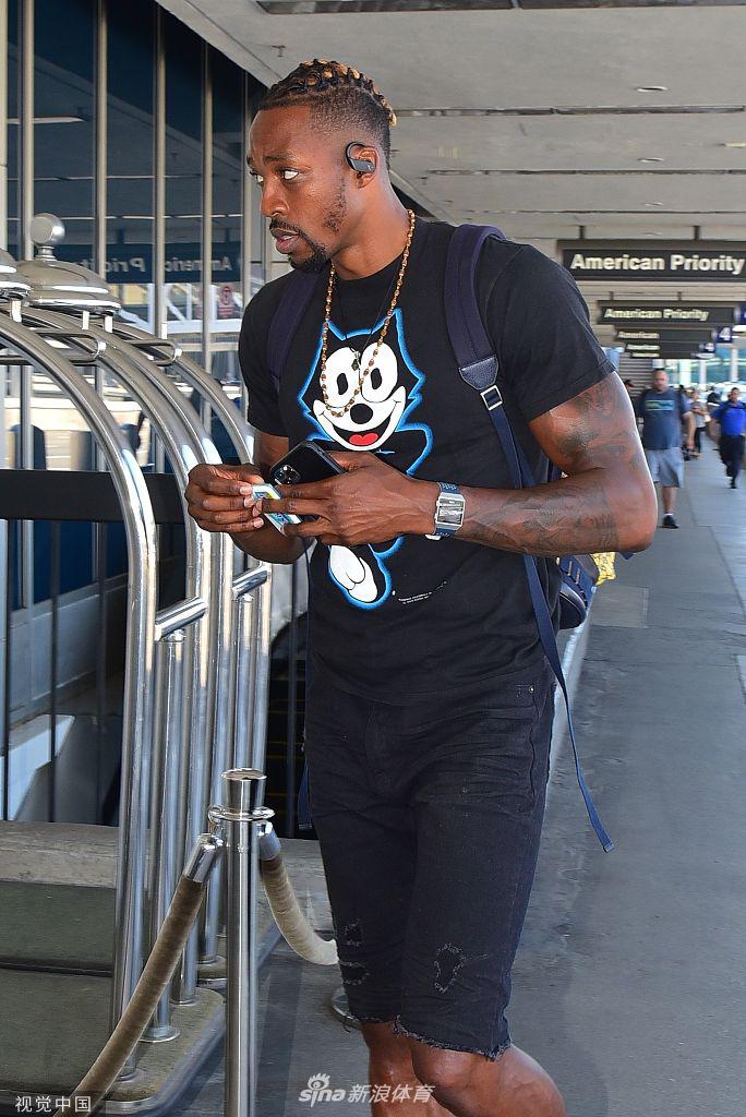 霍华德外出T恤卡通图案萌趣可爱