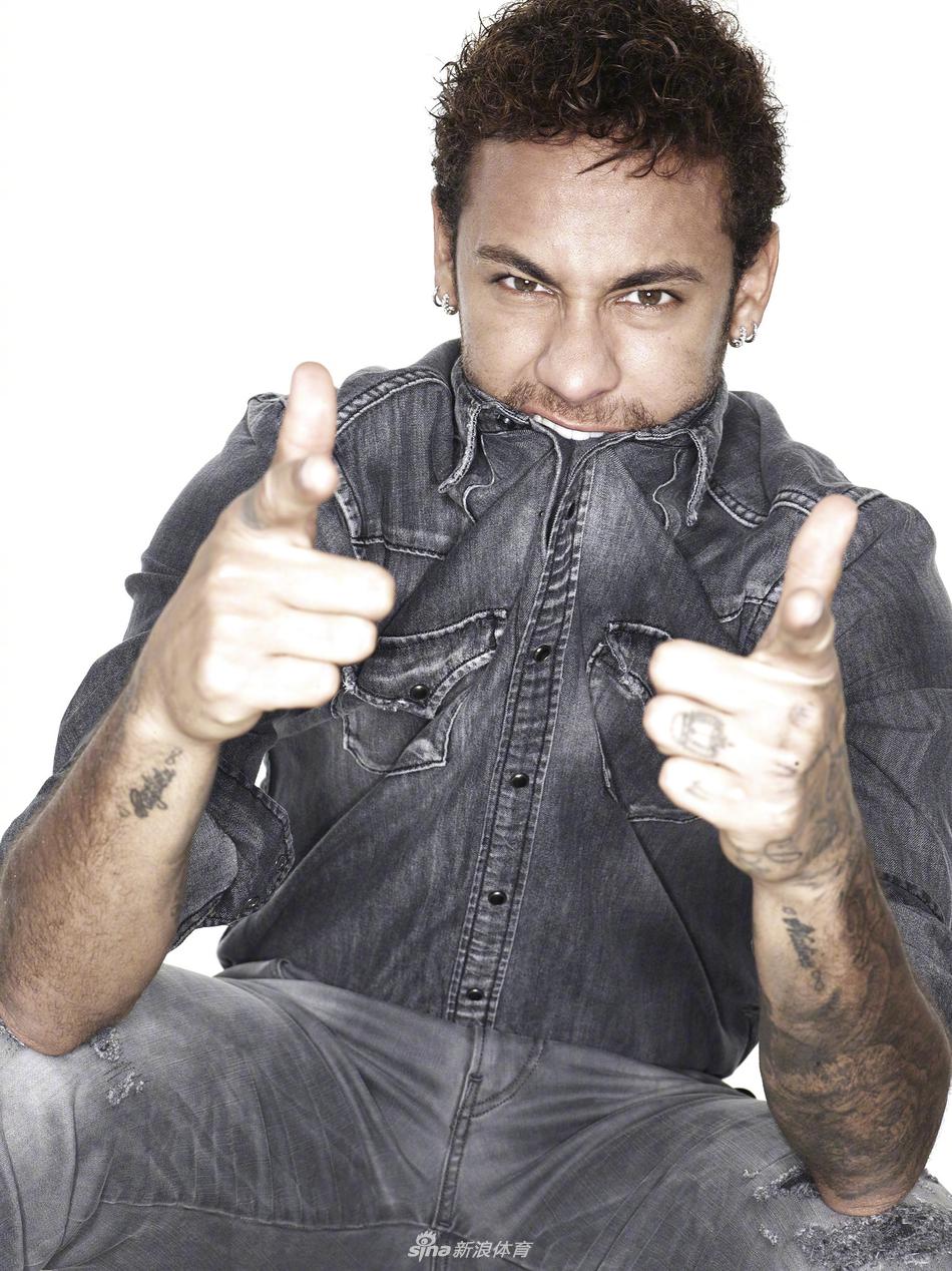 内马尔写真大片演绎成熟型男魅力