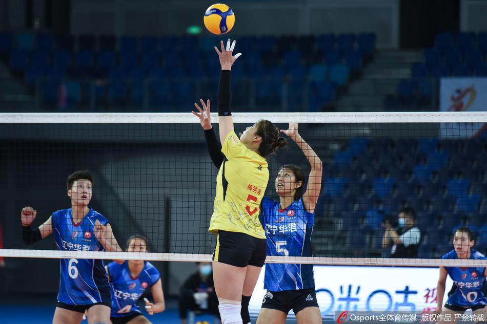 排超焦点战辽宁女排3-0力克山东