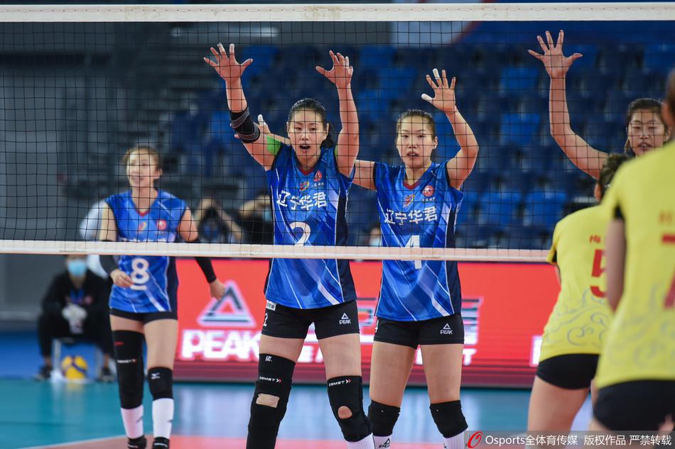 排超焦点战辽宁女排3-0力克山东