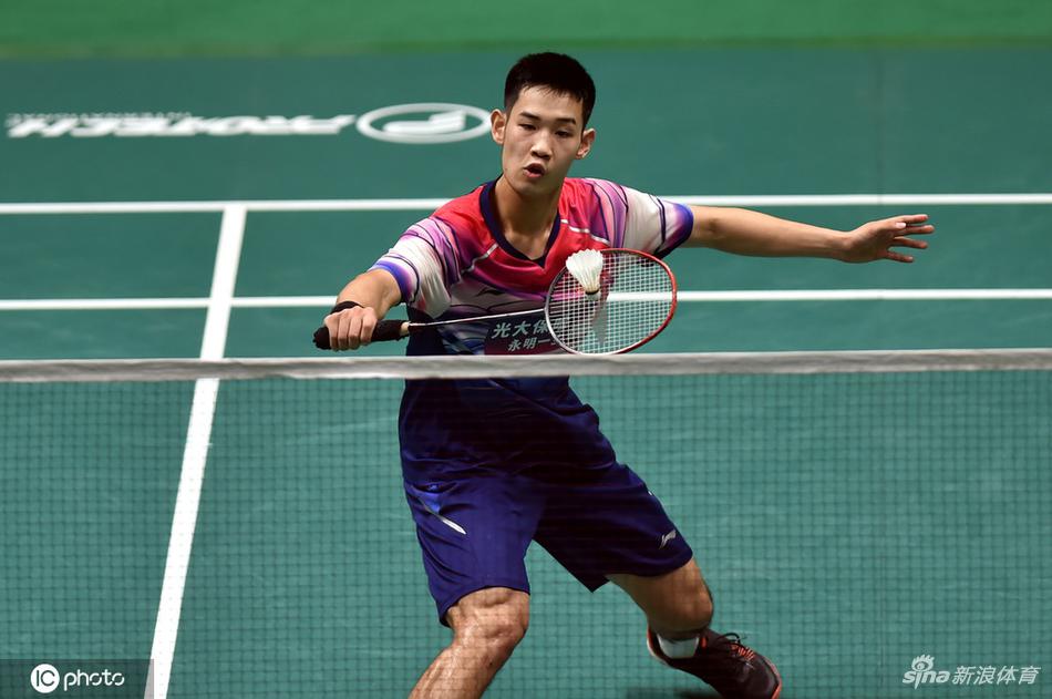 澳门赛孙飞翔2-0孙完虎进八强