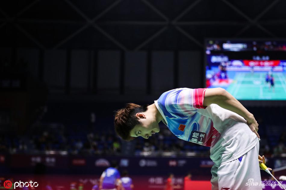 中羽赛石宇奇0-2陆光祖