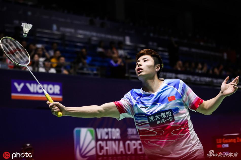 中羽赛石宇奇0-2陆光祖