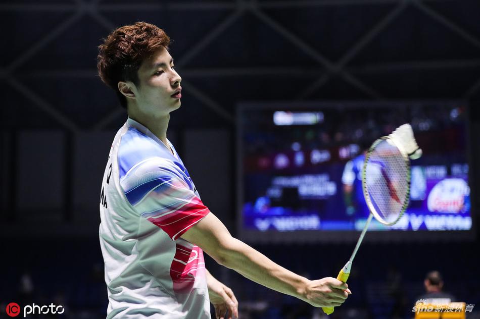 中羽赛石宇奇0-2陆光祖