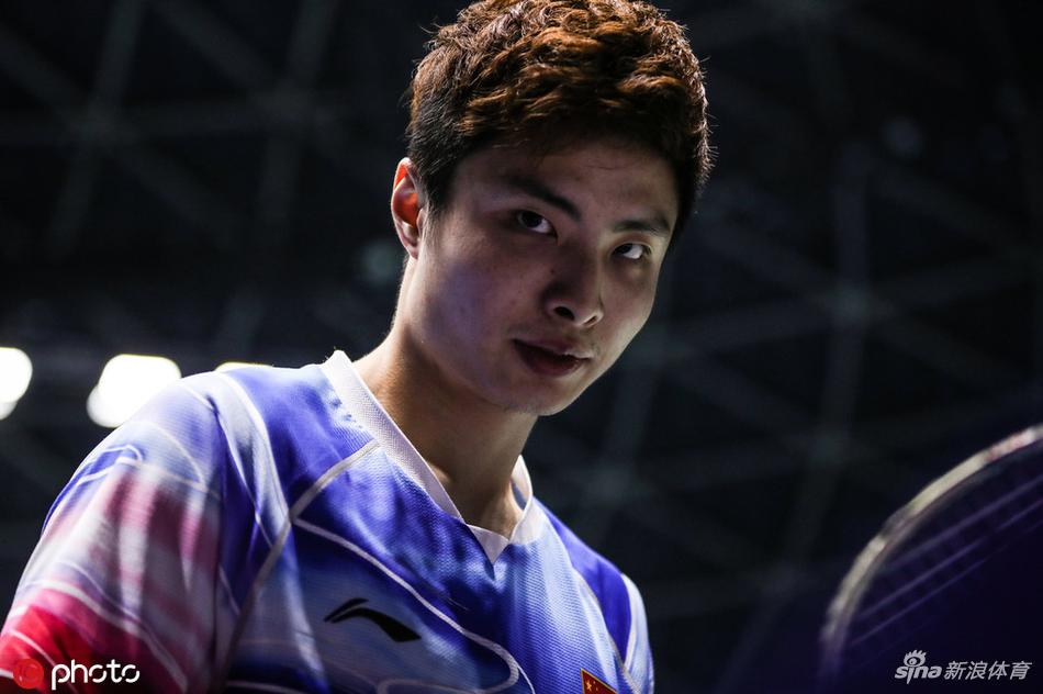 中羽赛石宇奇0-2陆光祖