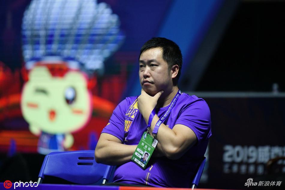 中羽赛石宇奇0-2陆光祖