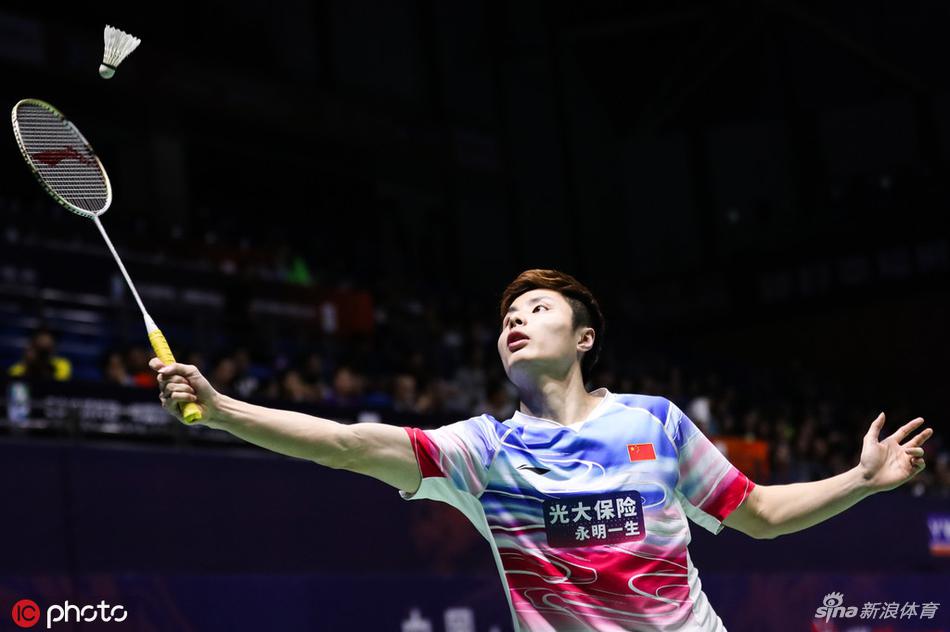 中羽赛石宇奇0-2陆光祖