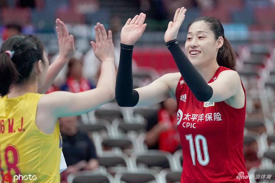 世界杯中国女排3-0阿根廷