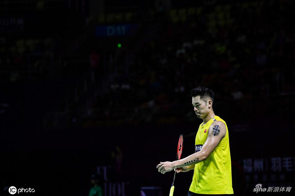 [福州羽毛球赛]林丹1-2谌龙 今年第8次一轮游