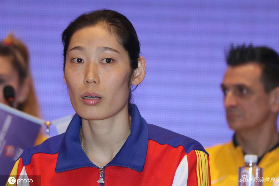 朱婷领衔出席世俱杯发布会