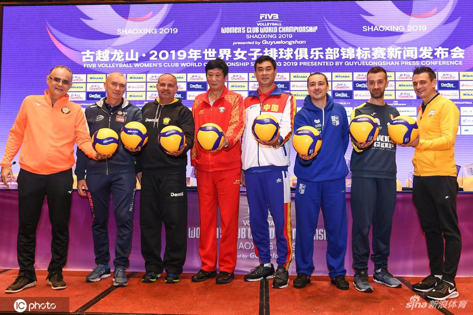 朱婷领衔出席世俱杯发布会