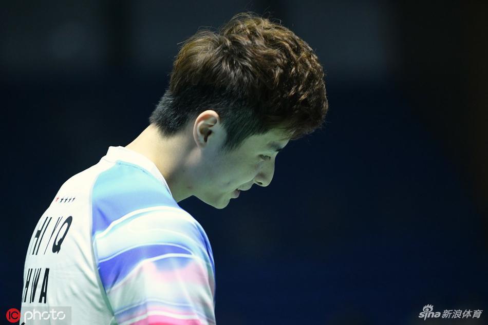 中羽赛石宇奇0-2陆光祖