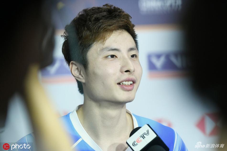 中羽赛石宇奇0-2陆光祖