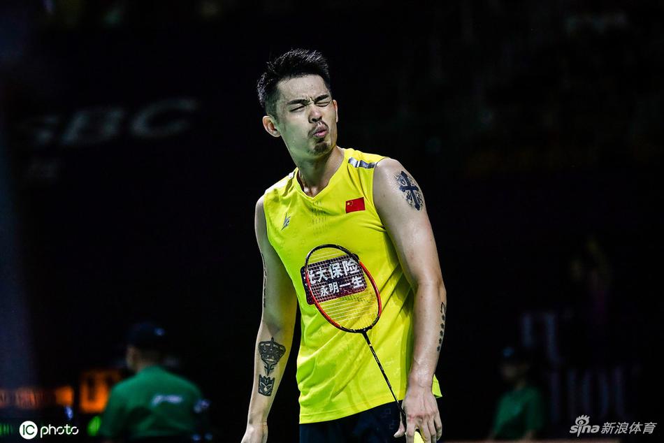 [福州羽毛球赛]林丹1-2谌龙 今年第8次一轮游