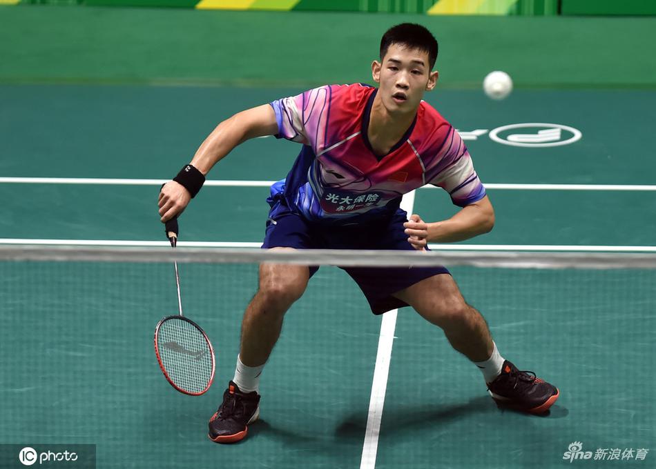 澳门赛孙飞翔2-0孙完虎进八强