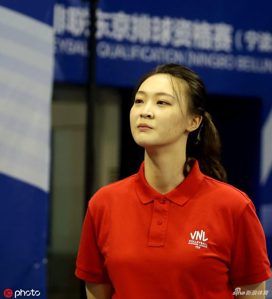 中国女排vs土耳其 惠若琪观战