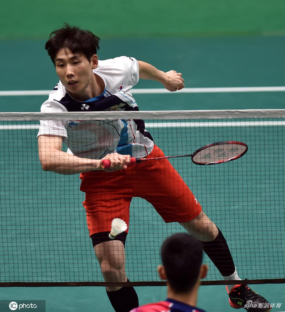 澳门赛孙飞翔2-0孙完虎进八强