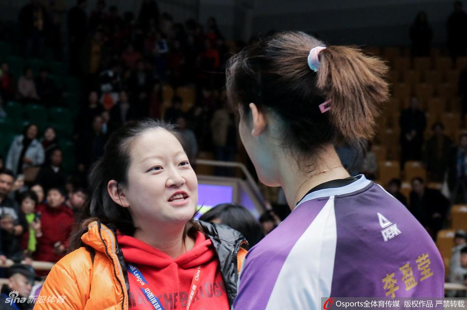 排超八强战天津女排3-0辽宁女排