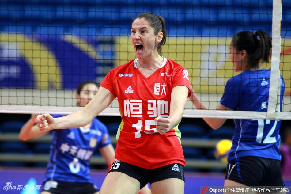 排超八强战恒大女排3-0江苏