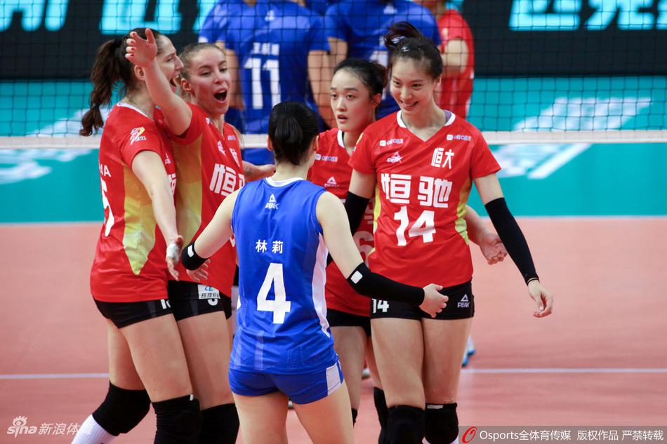 排超八强战恒大女排3-0江苏