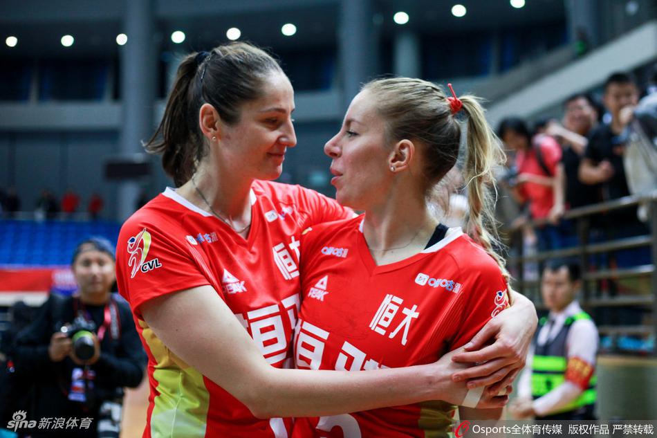 排超八强战恒大女排3-0江苏