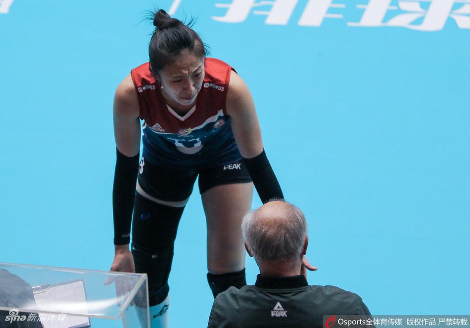 排超八强战天津女排3-0辽宁女排