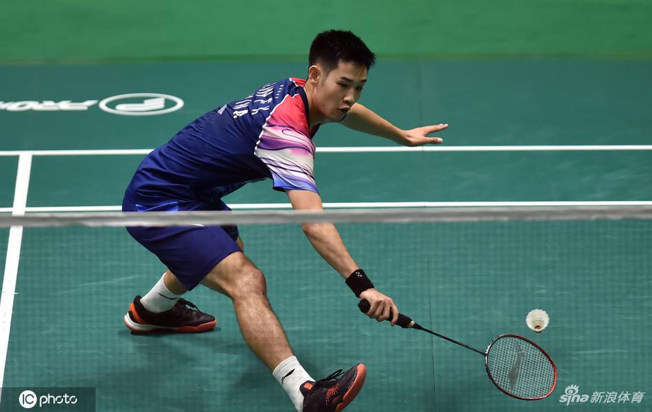 澳门赛孙飞翔2-0孙完虎进八强