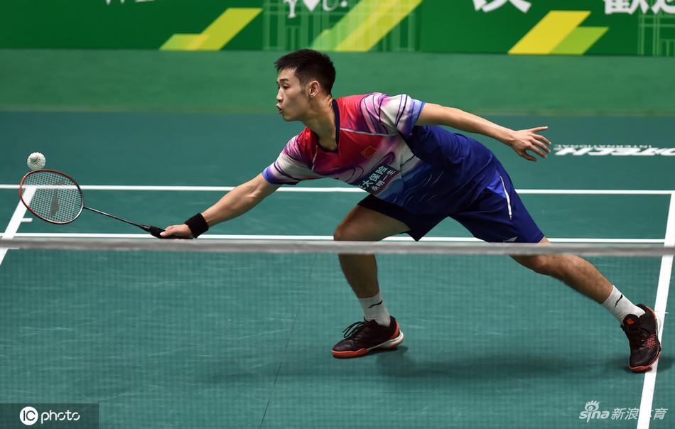 澳门赛孙飞翔2-0孙完虎进八强