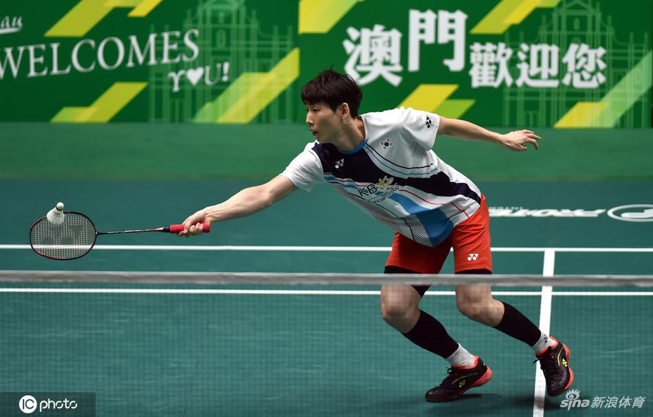 澳门赛孙飞翔2-0孙完虎进八强