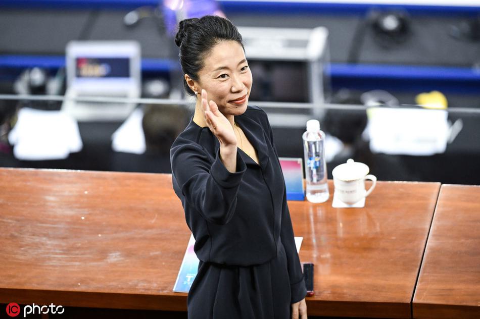 超级杯开幕式李琰申雪出席