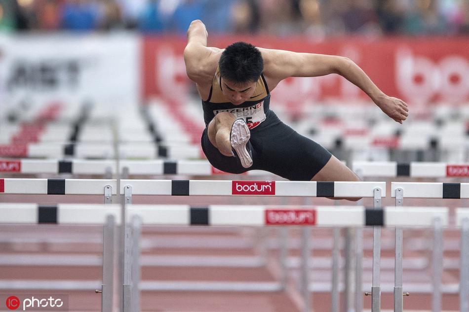 瑞士卢塞恩田径赛110米栏谢文骏夺冠