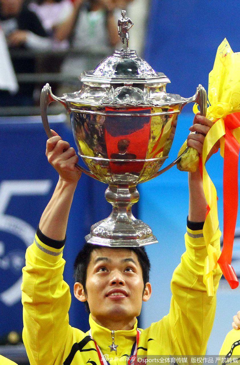 林丹官宣退役 回顾“超级丹”赛场内外精彩瞬间