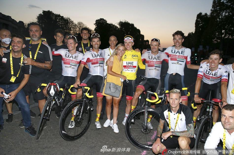 波加查获得环法总冠军