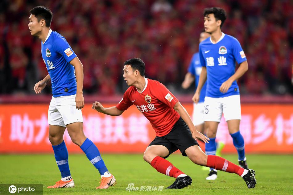 [中超]深圳佳兆业3-3河南建业