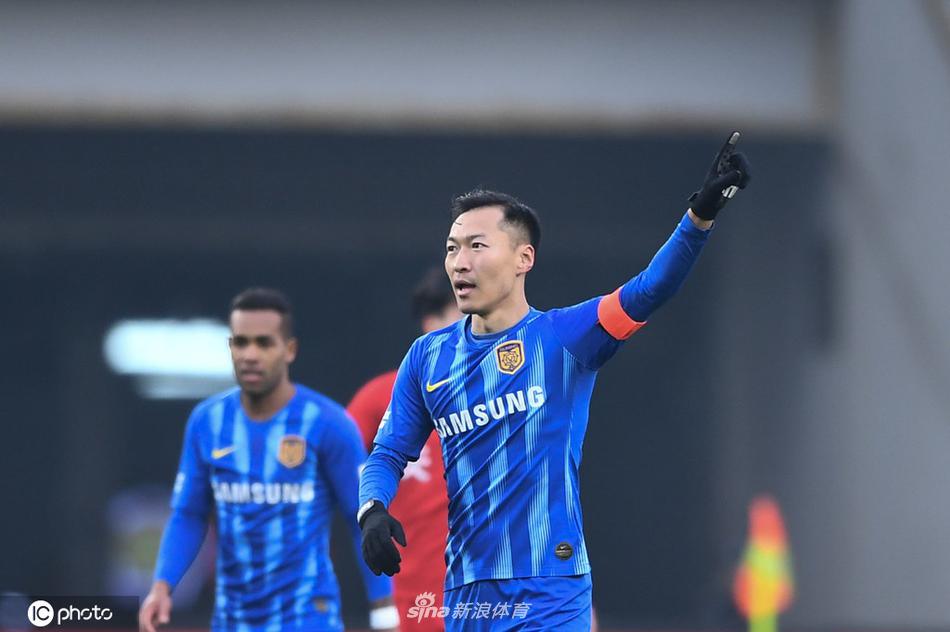 [中超]江苏苏宁2-0天津天海