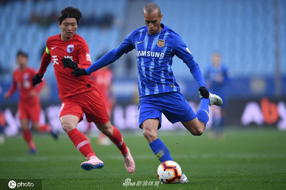 [中超]江苏苏宁2-0天津天海
