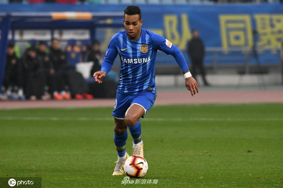 [中超]江苏苏宁2-0天津天海