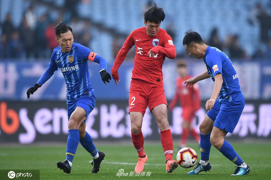 [中超]江苏苏宁2-0天津天海