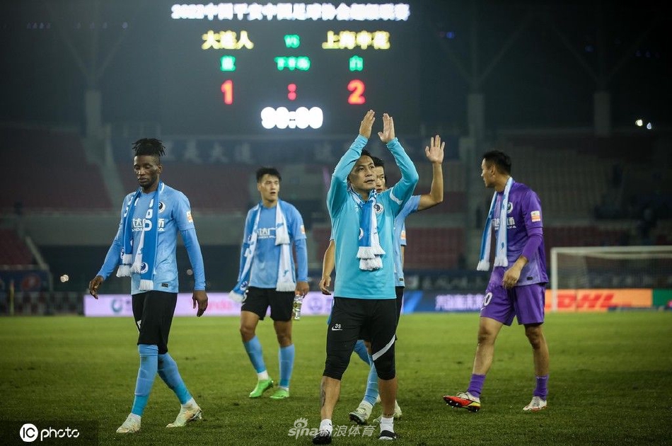 [中超联赛]申花2-1绝杀逆转大连人