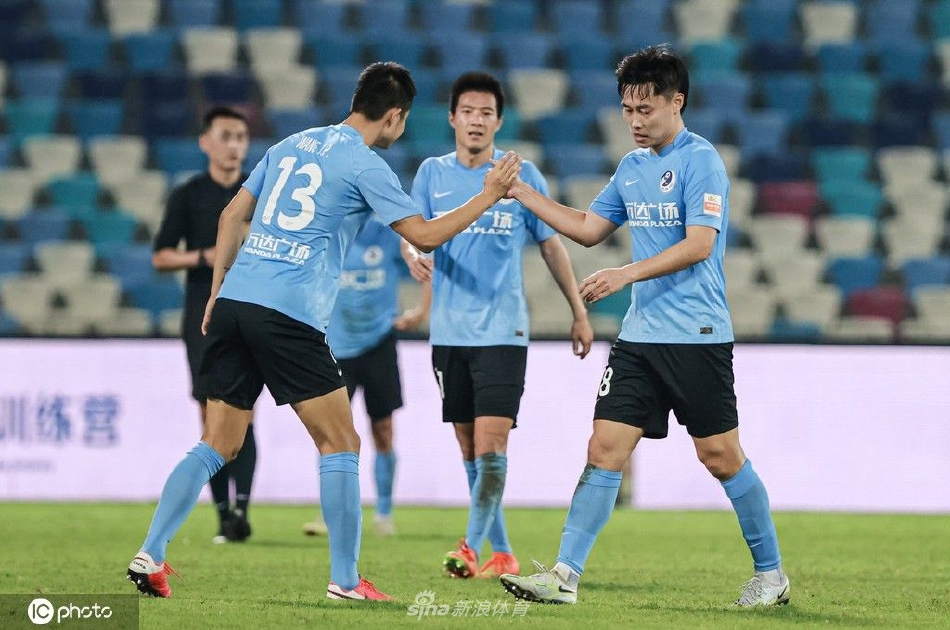 [中超]河北队1-4大连人