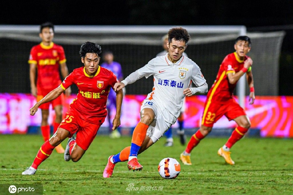 [中超联赛]河北队0-7山东泰山