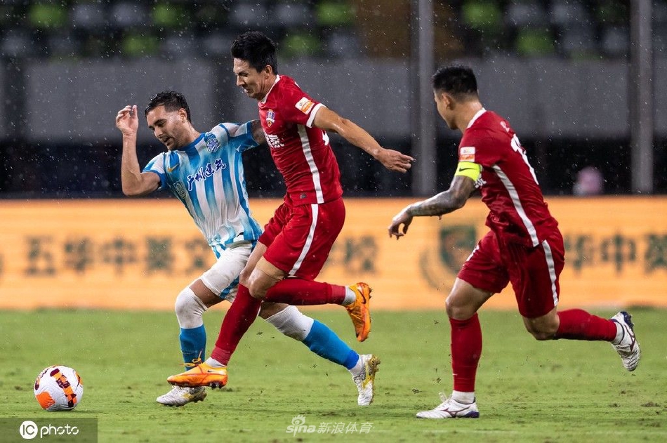 [中超联赛]梅州客家2-1广州城