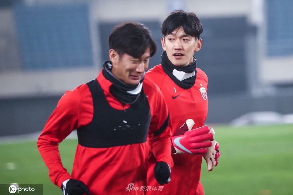 [中超]上海海港备战训练