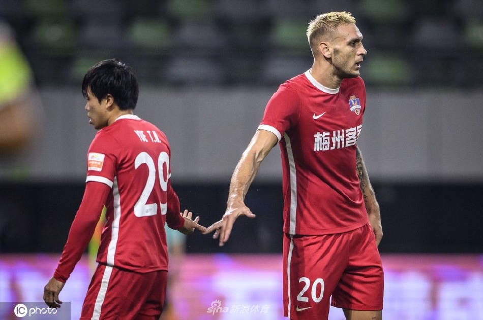 [中超]梅州客家3-2河南嵩山龙门