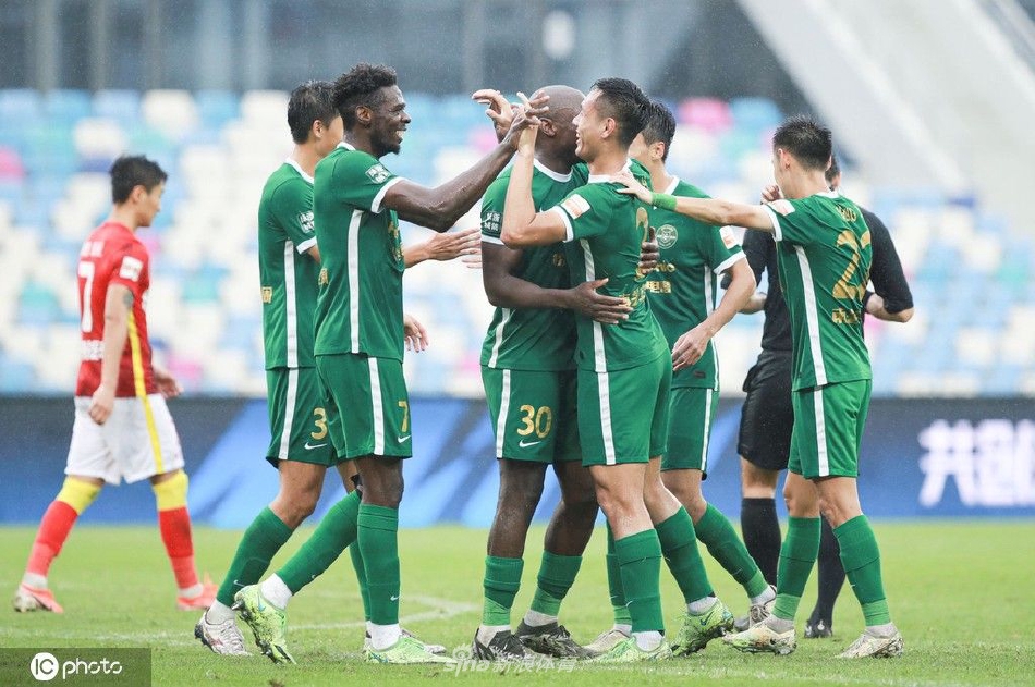 [中超]广州队1-5浙江队