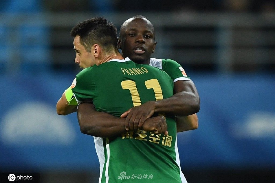 [中超]海港爆冷1-2不敌浙江 武磊破门难救主