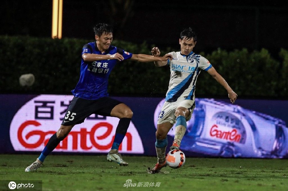 [中超]沧州雄狮1-1大连人