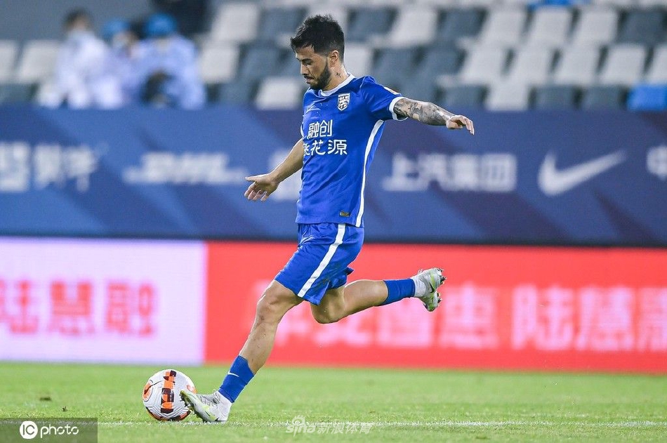 [中超]深圳队0-4武汉三镇