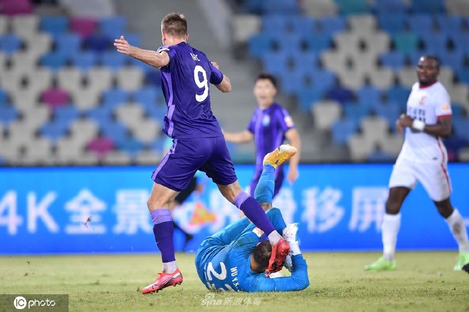 [中超联赛]天津津门虎2-2长春亚泰