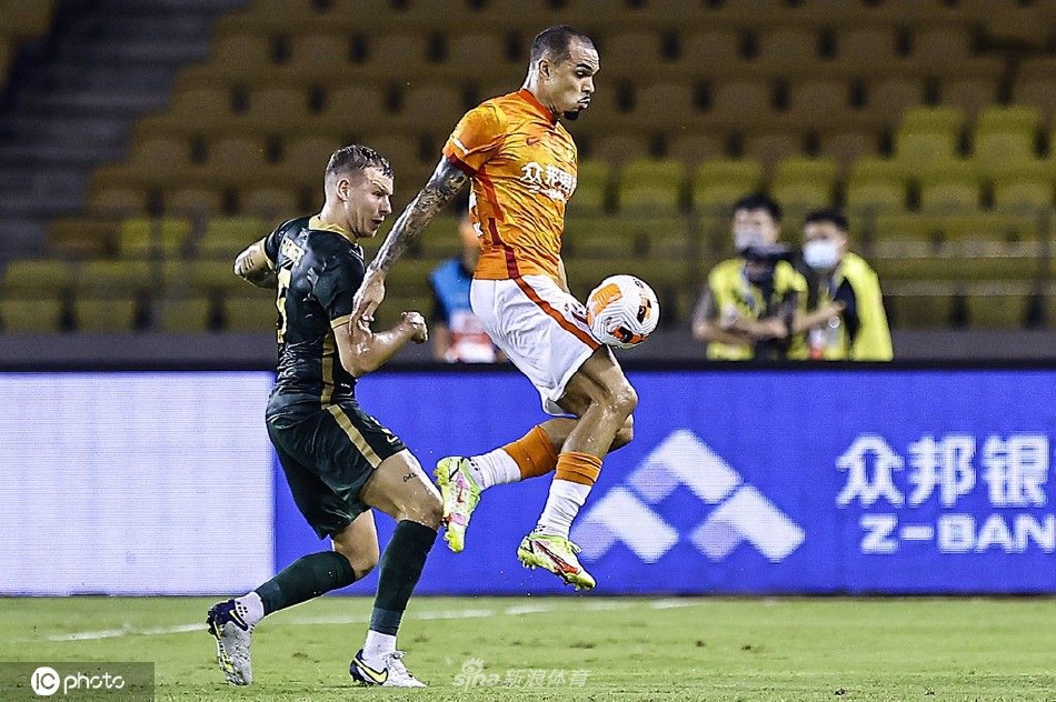 [中超联赛]武汉长江1-4北京国安
